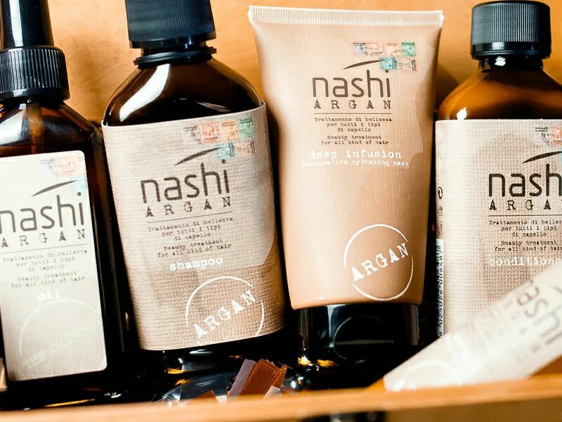 Nashi argan кондиционер. Nashi argan conditioner. Новогодний набор nashi argan. Nashi argan маска. Бренд nashi argan что это.