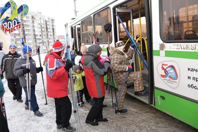 Расписание 109. Автобус снежинка новостройка. В мурманске запустят автобусы до спорткомплекса «снежинка». Хайгер 6720. Снежинка на автобусе картинка.