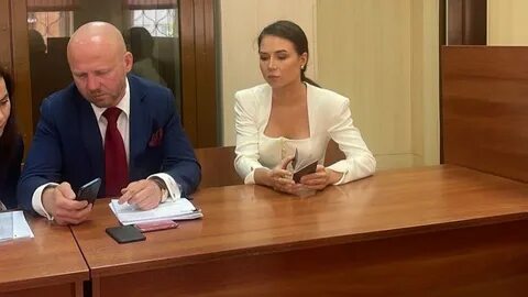 За что лерчик под арестом