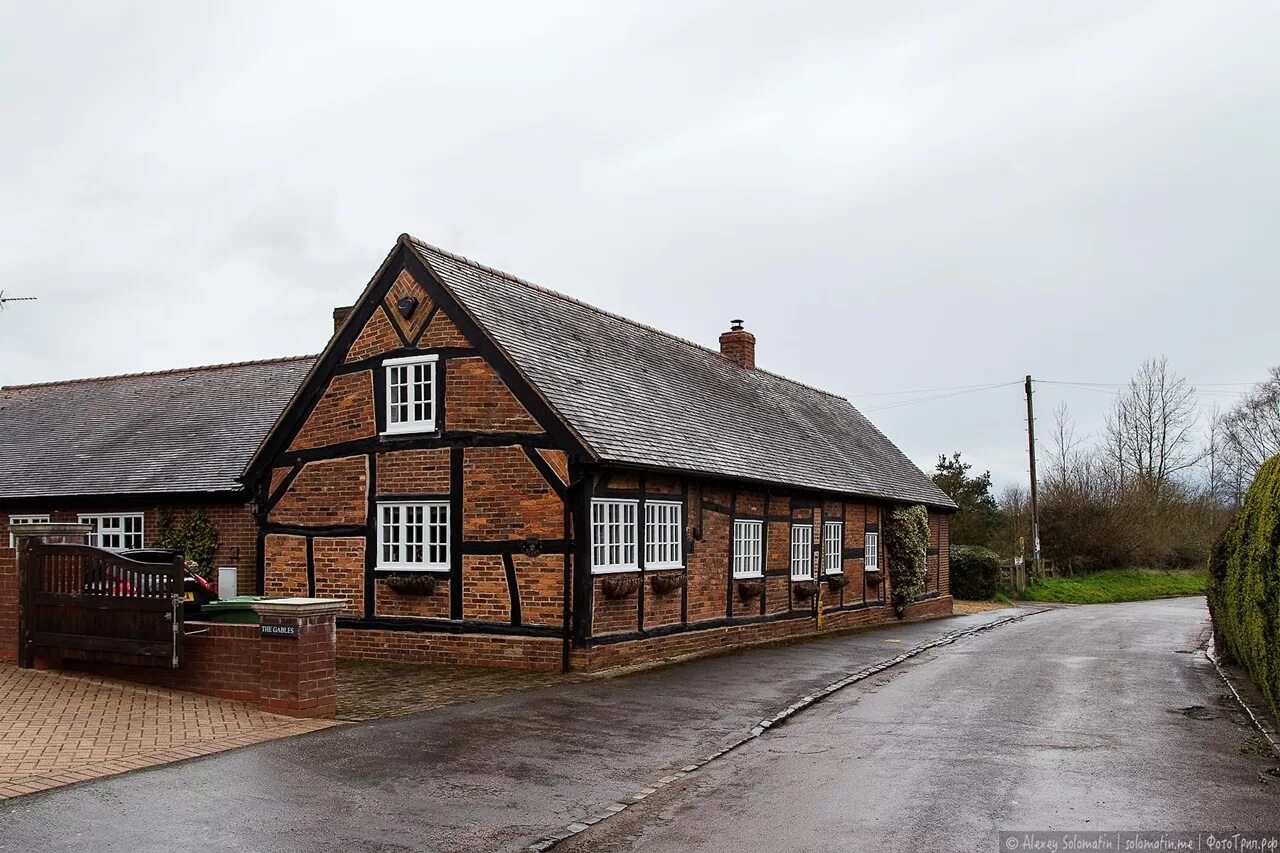 В деревне 18. Деревня Stoneleigh Англия. Деревня Слэптон Сэндс, Англия. Деревня Англия 19 век. Англия деревня 18 век.