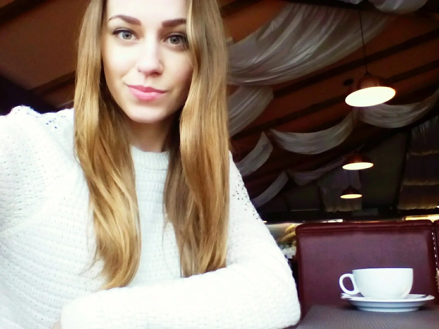 Жена Славы Комиссаренко объяснила, почему скрыла от него работу в вебкаме РБК Li