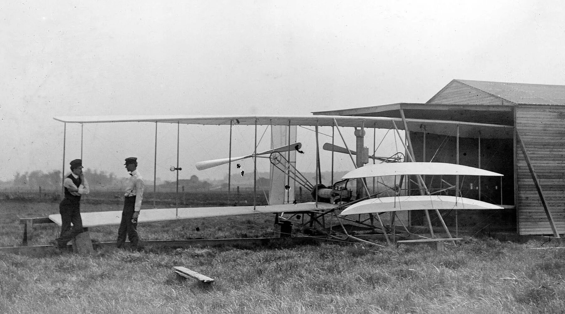 планер братьев райт. первый полет райт флайер 1. самолёт братьев райт флаер. самолет братьев райт. самолет братьев райт 1903.
