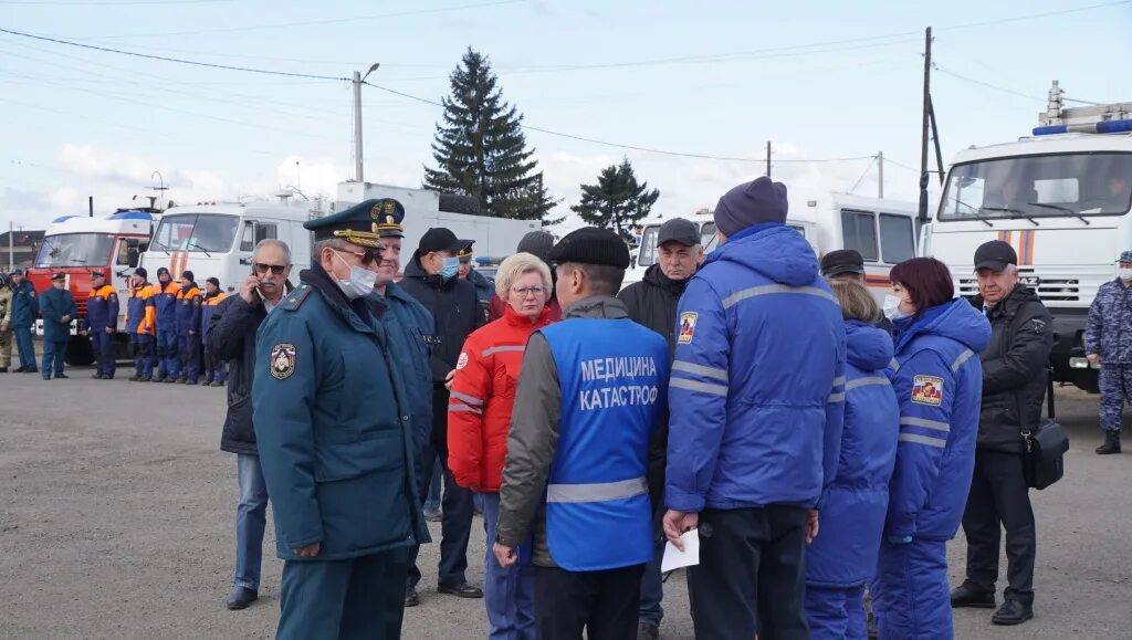 Прокурор Усть-Абаканского района. Прокуратура Усть-Абаканского района. Заместитель прокурора Усть Абаканского района. Го и ЧС Абакан. Погода усть абакан на 10 дней