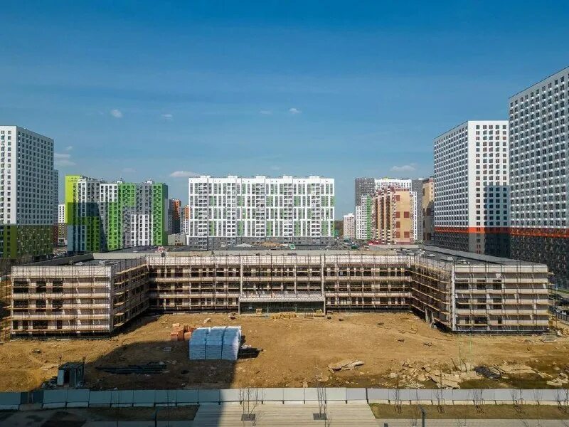 дрожжино новая школа. новая школа в дрожжино. строительство школы. бутово парк 2 школа. новая школа в дрожжино.