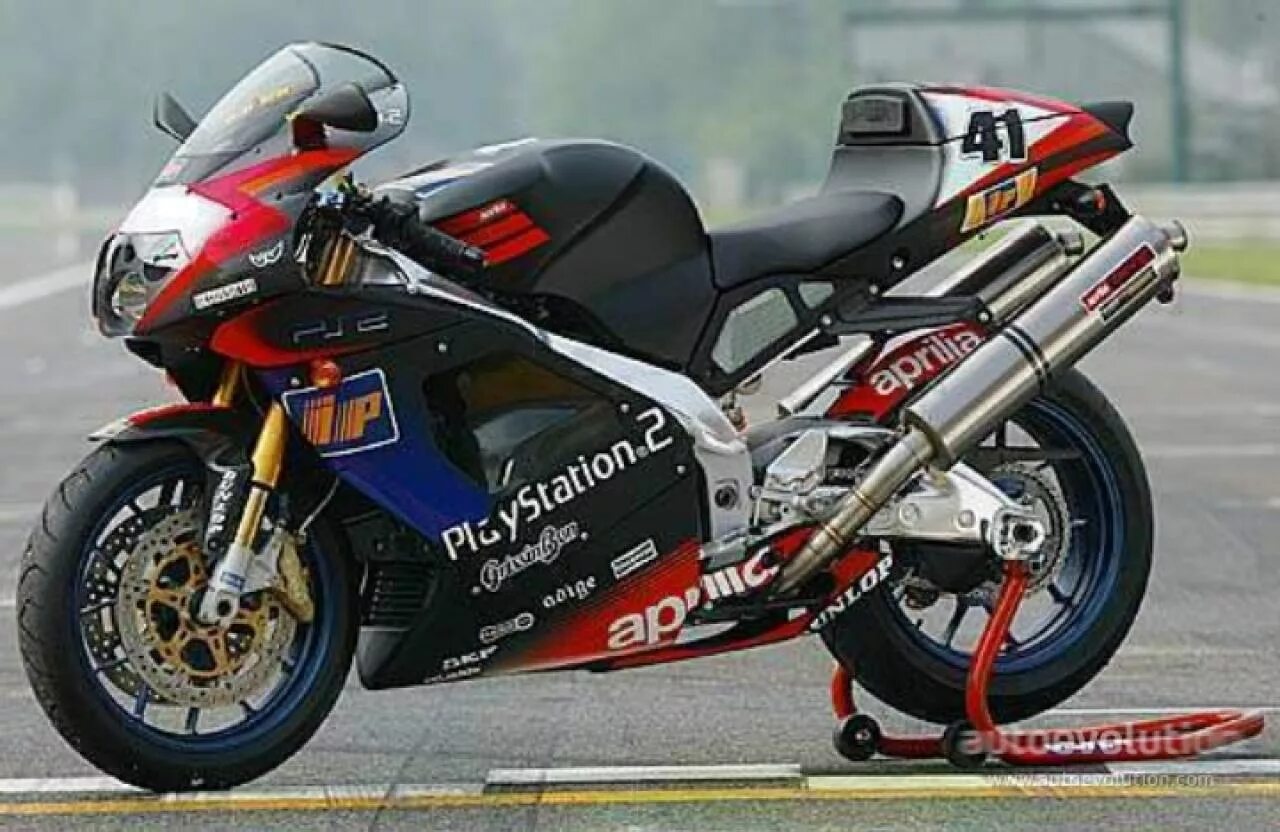 Rsv sfl 3. Aprilia rsv 1000 r. мотоциклы априлия rsv 1000 mille. rsv1000r. априлия рсв 1000 милле.
