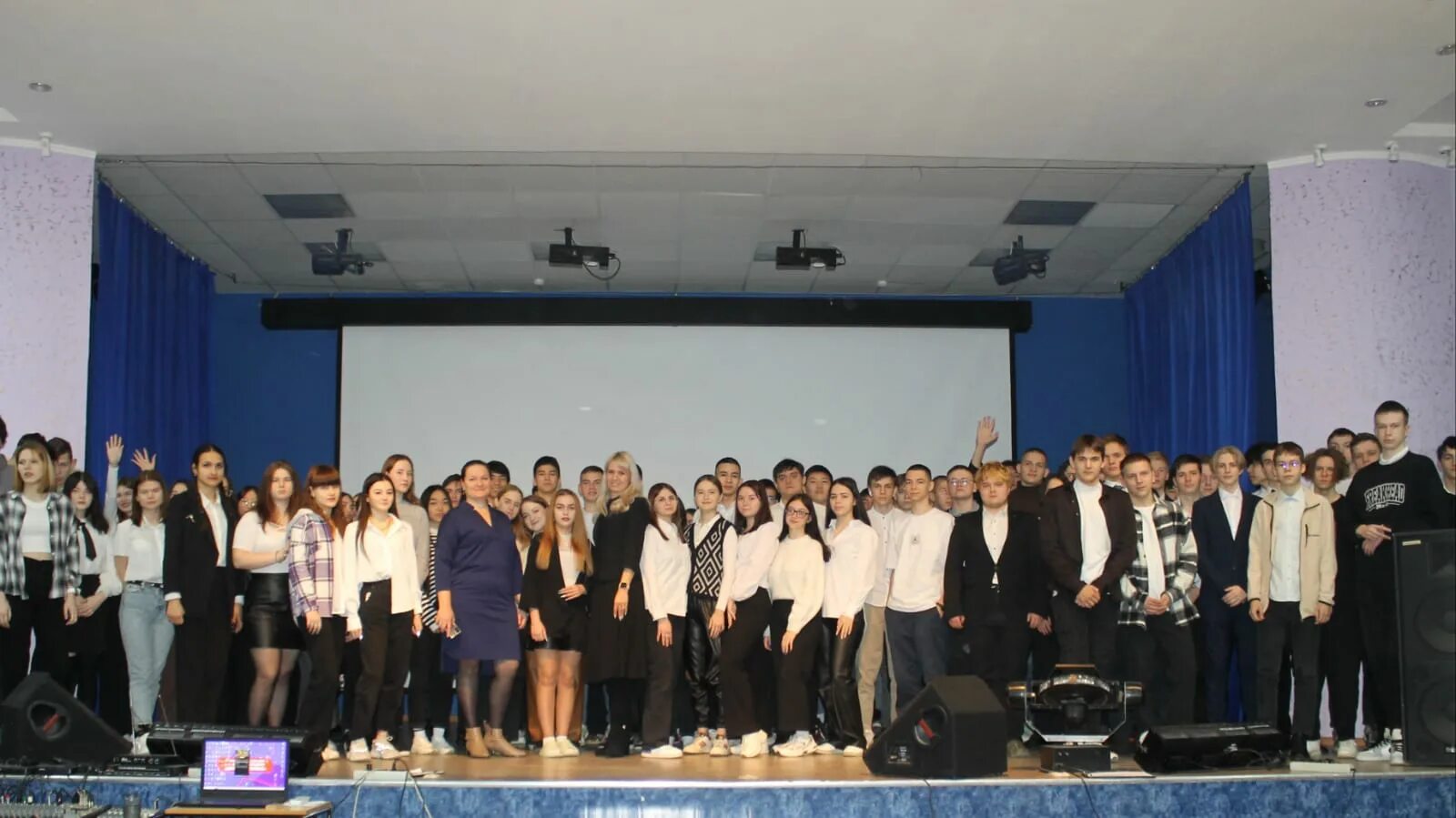 Саранский политехнический техникум саранск. Техникум на володарского иркутск. Землемерное училище пенза. Иркутский реабилитационный техникум общежитие. Володарский техникум.