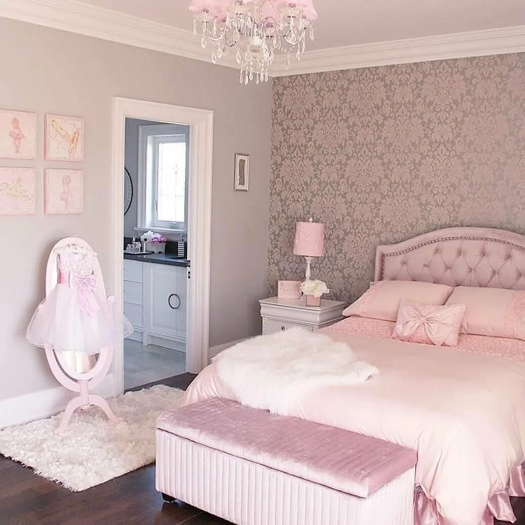 Серо розовая комната. Спальня в розовых тонах. Спальня в лофтовых тонах. Спальня в розовом цвете. Нежно розовый цвет спальни.