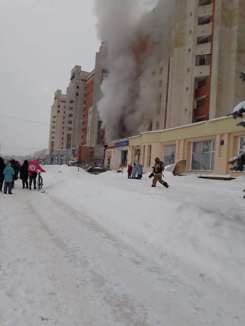 Что взорвалось в нижнем новгороде сегодня. Взрыв на мещерском бульваре. взрыв газа в нижнем новгороде. 5 февраля 2025 взрыв газа в нижнем новгород.