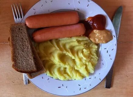 Можно кушать сосиски