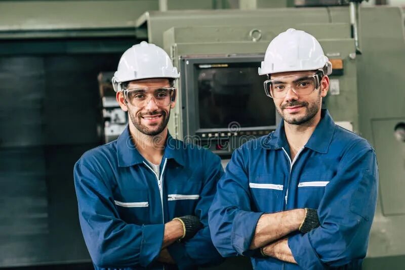 Man the industries. Профессии тяжелой промышленности. man factory. engineer man. мужчина на заводе.