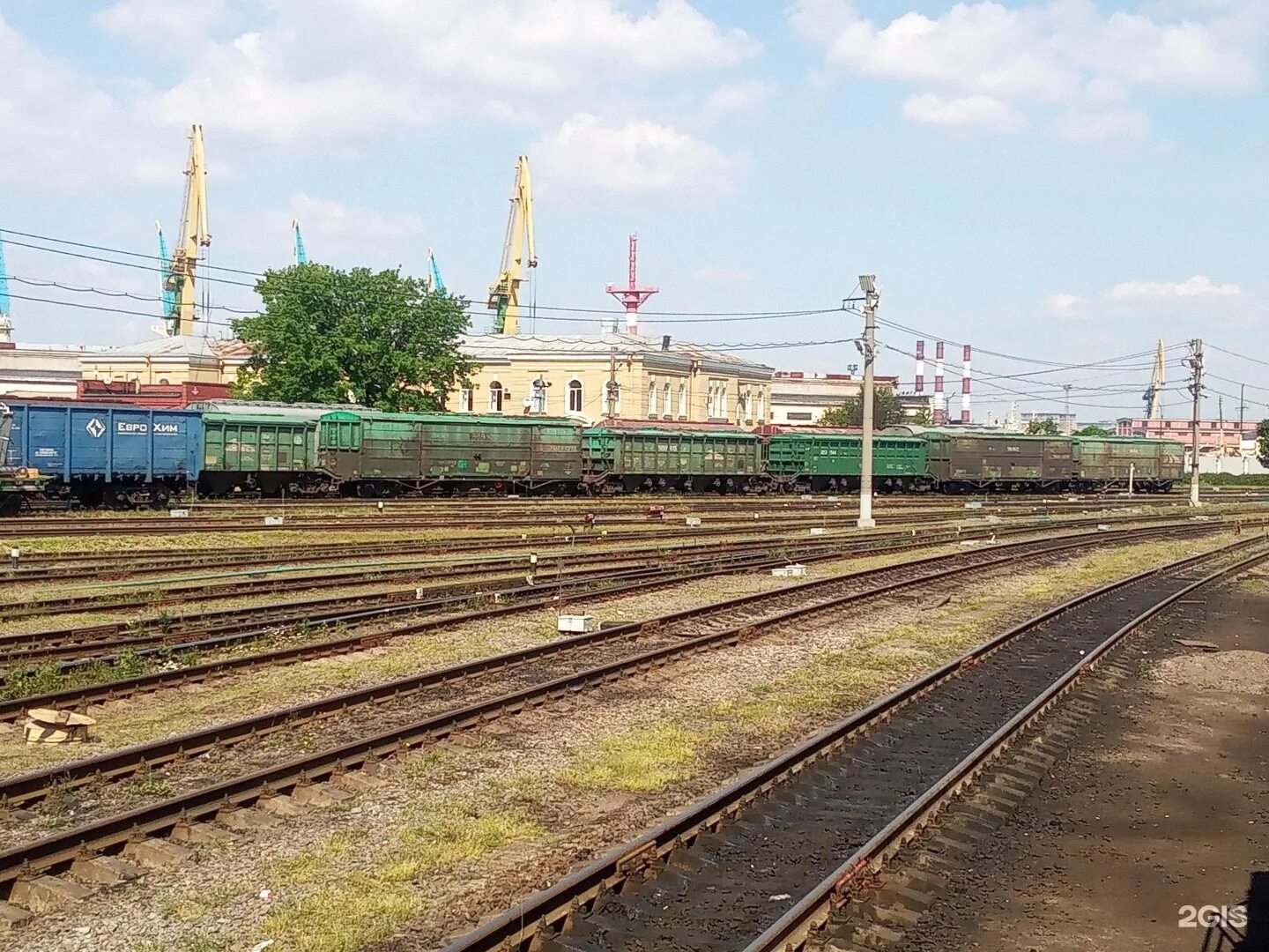 Москва южный порт жд станция. New york train. (станция байкал – станция мысовая). North greenwich station. Новый порт станция жд.