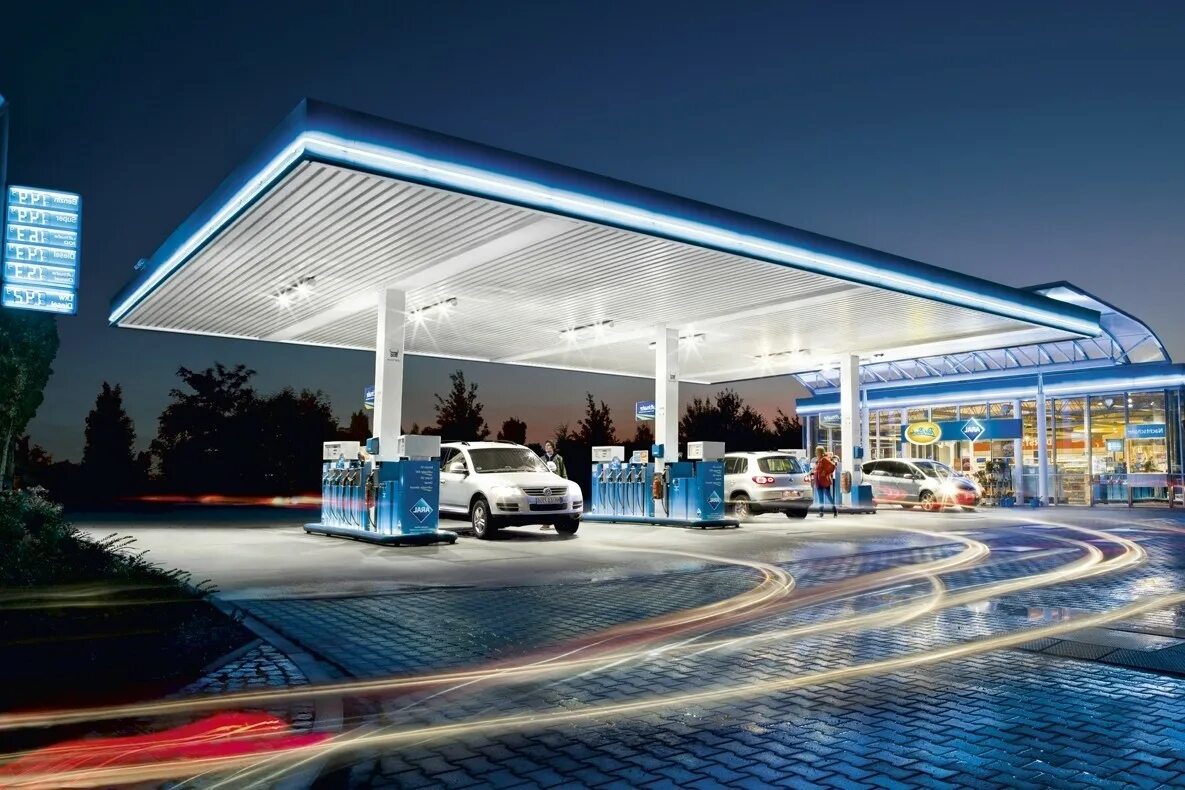 Со стороны заправки. Азс 33076 лукойл. Ближайшая азс. Азс эксперт йошкар-ола. Автозаправочная станция.