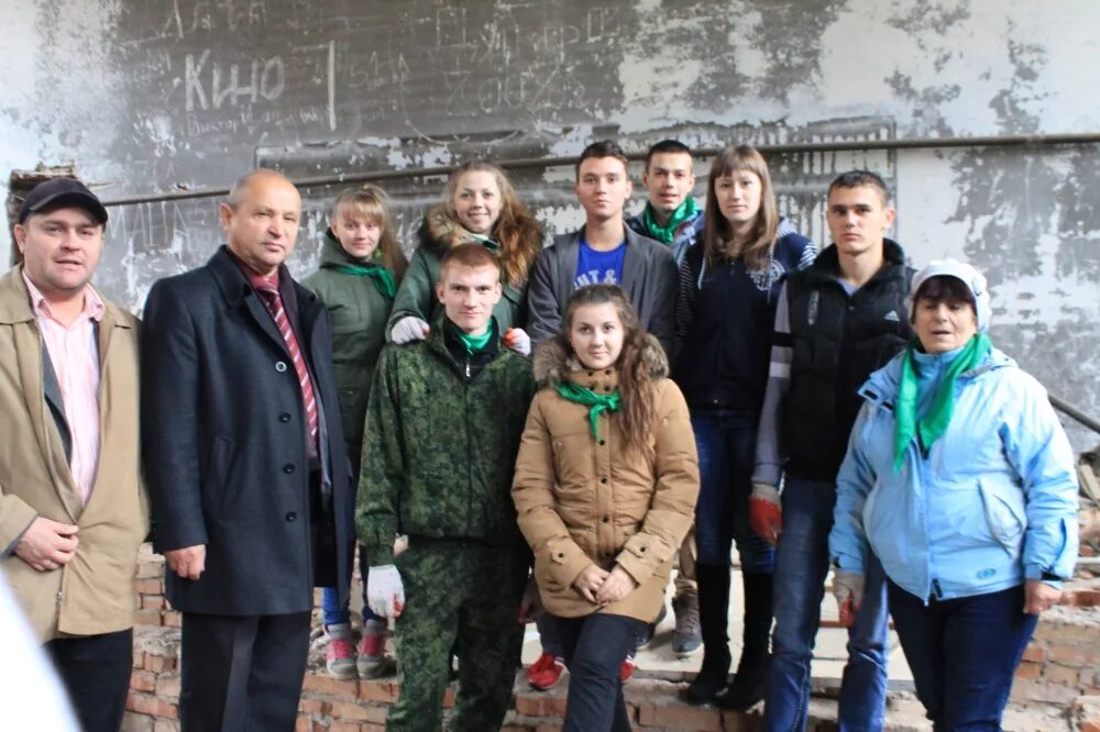 Лесхоз техникум дивногорск. Училище в дивногорске. Техникумы в дивногорске. Дивногорский гидроэнергетический техникум общежитие. Техникумы в дивногорске.