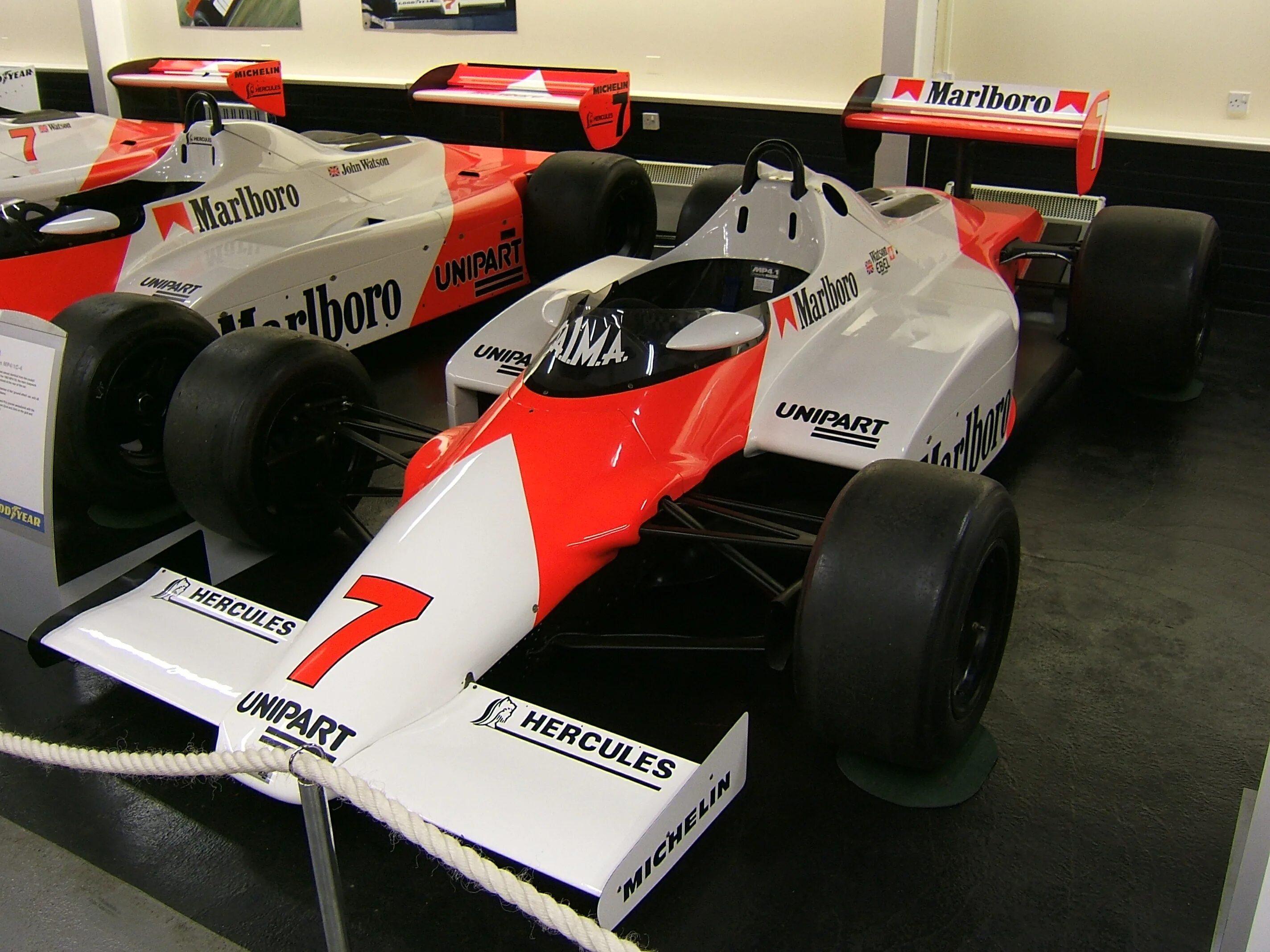 Ajb 1 mp4. Mclaren f1 2004. Mclaren mp4/4. Mclaren mp4/1. Mclaren mp4/4 - айртон сенна.