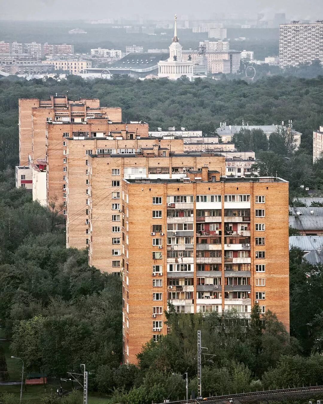 Жизнь в спальных районах. Спальный район Москвы. Архитектура спальных районов Москвы. Лучшие спальные районы Москвы.