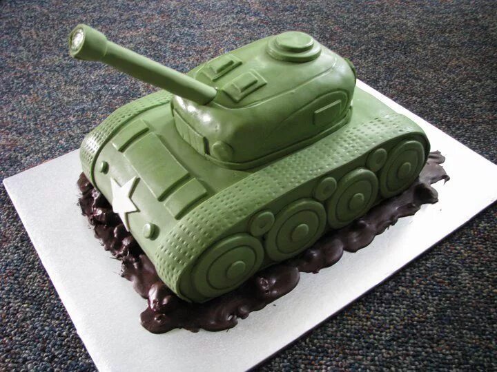 Танк т-34 из мастики. Торт танк. Торт в виде танка. Торт танк для мальчика.