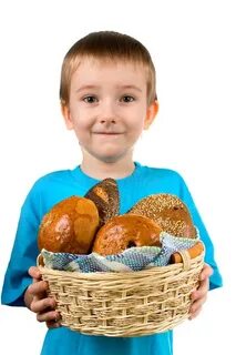 Мальчик хлеб