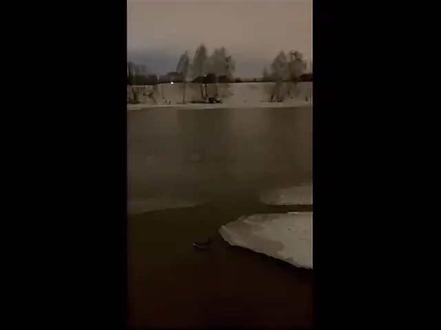 Песня бить лед. На меня надвигается по реке битый. на меня надвигается по реке битый лед слушать стих.