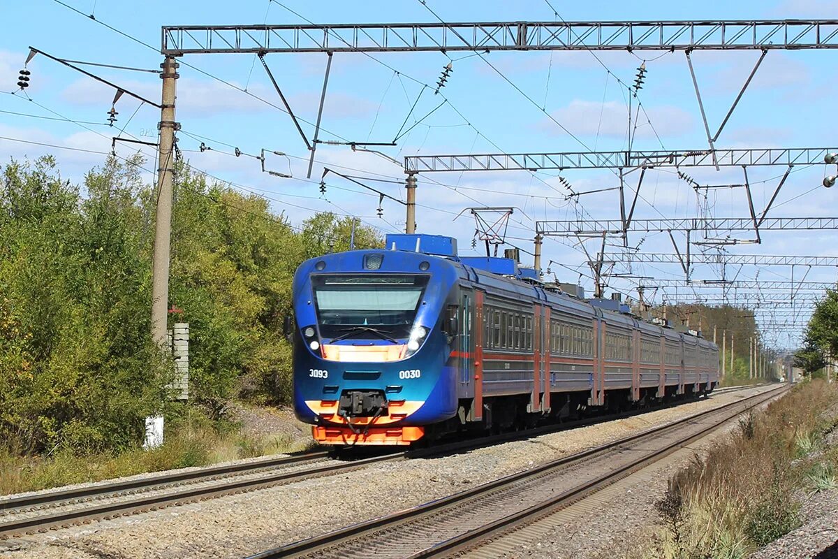 Эд9э казахстан. Эд9э нижний новгород. Эд9э-0029. Эд9э-0040. Электропоезд эд9э.