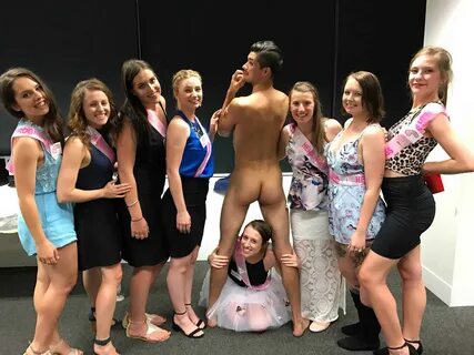 All about our Melbourne hens nude drawing parties.
