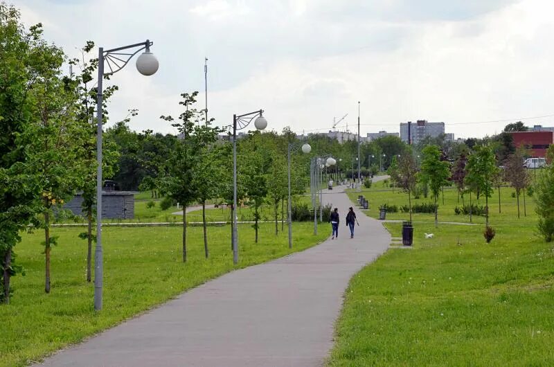 Народный парк на ореховом бульваре. Город Москва поселение Воскресенское парк. Администрация поселения Воскресенское. Герб Ясенево. Ясенево орехово