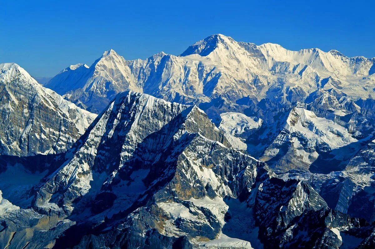 Самая большая горная система в мире. Горы Гималаи. Горные вершины Гималаев. Горный хребет Гималаи. Индия горы Гималаи.