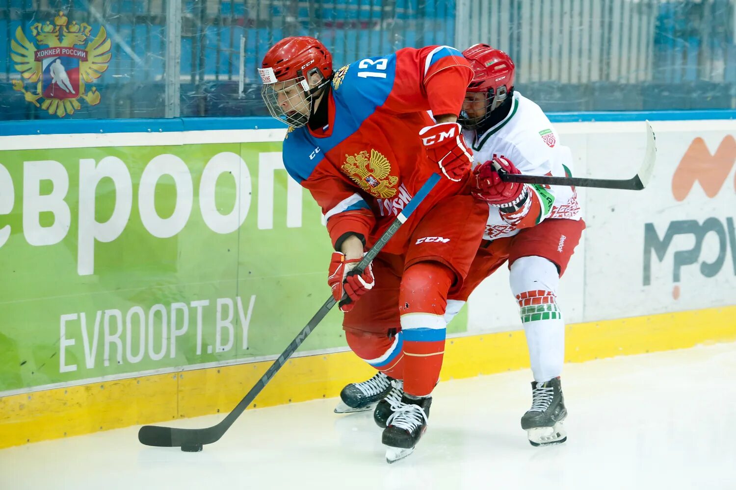 Товарищеские матчи по хоккею. Хоккей Беларусь u18. Сборная Белоруссии по хоккею. Сборная России по хоккею. Вратарь хоккей Россия.