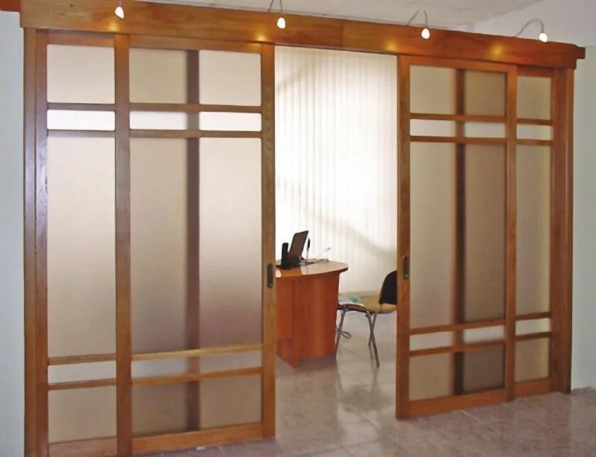 Doors раздвижные перегородки. Раздвижные стеклянные перегородки. Перегородки юнион раздвижные union межкомнатные. Раздвижные перегородки alutech 9016. Подвесные двери купе.