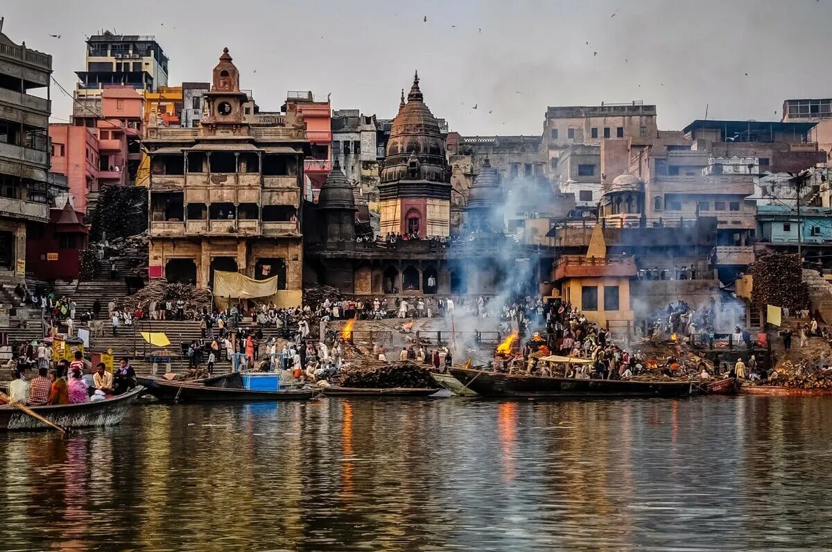 великая река ганг. индия священная река ганг. река ганг варанаси индия. река джамна индия. великая река ганг.