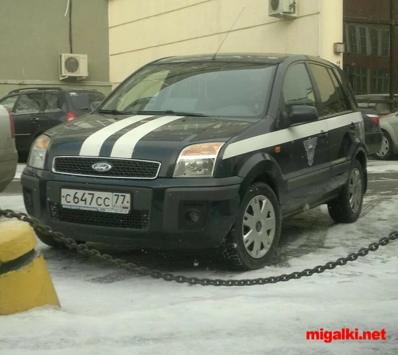 Мигалки нет. С 647 сс 77. орр 47 мигалки нет.
