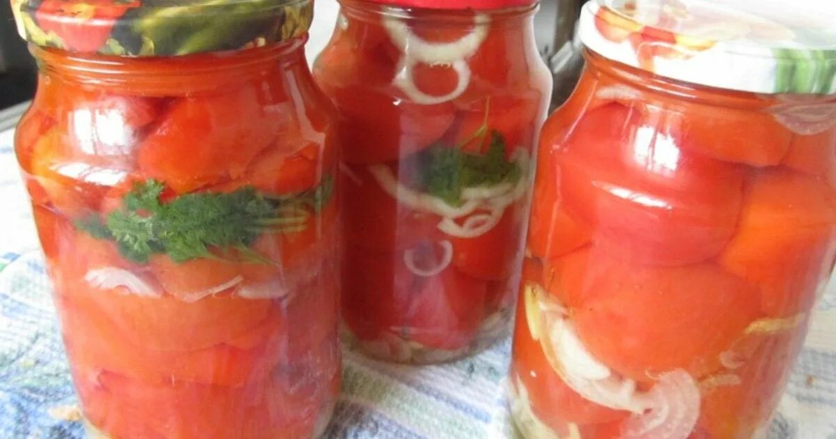 Рецепт вкусных помидоров в желатине на зиму. Помидоры в желатине на зиму. помидоры в желатине без стерилизации. помидоры с желатином на зиму. помидоры на зиму в желатине с луком.