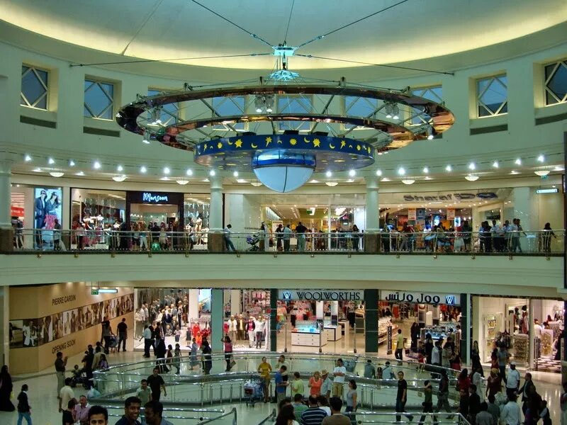 Торговый центр City Centre Deira. Дейра Молл Дубай. City центр Дейра Дубай. Дейра Сити центр Дубай магазины.
