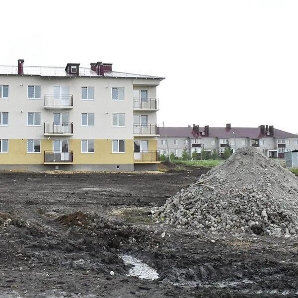 Программы переселения 2025. Переселение из ветхого жилья. переселение из аварийного жилищного фонда 2025. переселение из ветхого и аварийного жилья нарьян-мар 2025. дома для переселенцев из аварийного жилья.