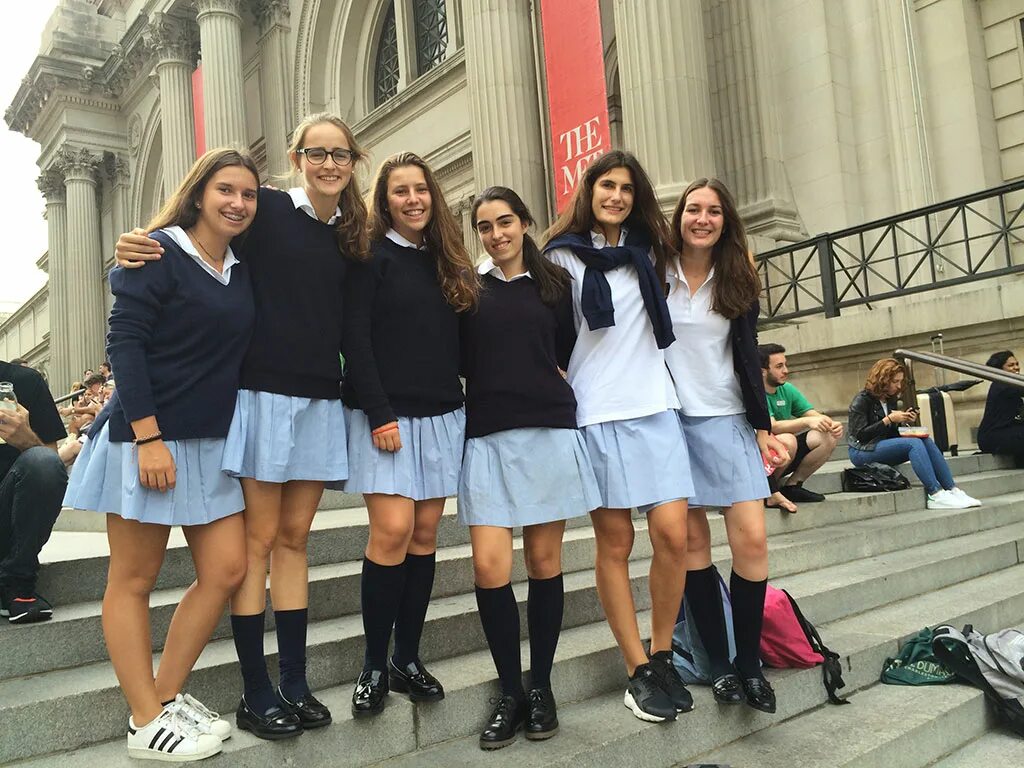 School girl forums. Швейцарская школьная форма. красивые девушки в школе new york. high school new york форма. школьницы в нью-йорке.