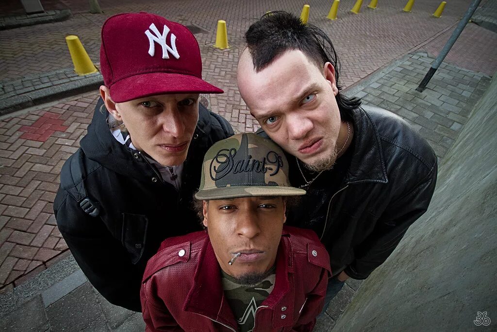 D. логотип dob community. Community. B. Dope dod доупи роттен.