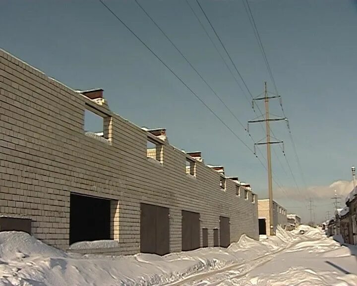 Гаражи под лэп. Гаражи под лэп. Гаражи под лэп. Участок под лэп. Охранные зоны 110кв ростов на дону.