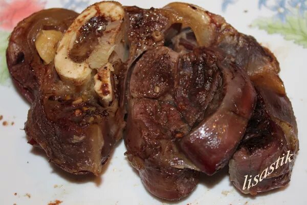 оссобуко из говядины джейми оливер. говяжья голяшка на кости в духовке. голяшка говяжья запеченная в духовке. стейк по грузински. оссобуко томленая.