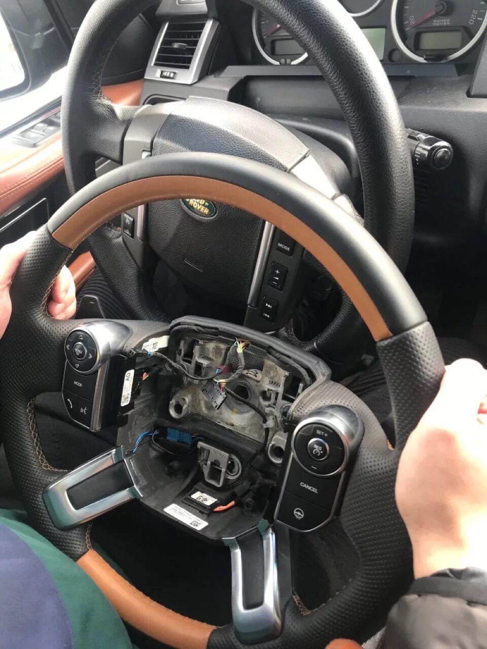 Руль ! - Land Rover Discovery III, 2,7 л, 2007 года стайлинг DRIVE2