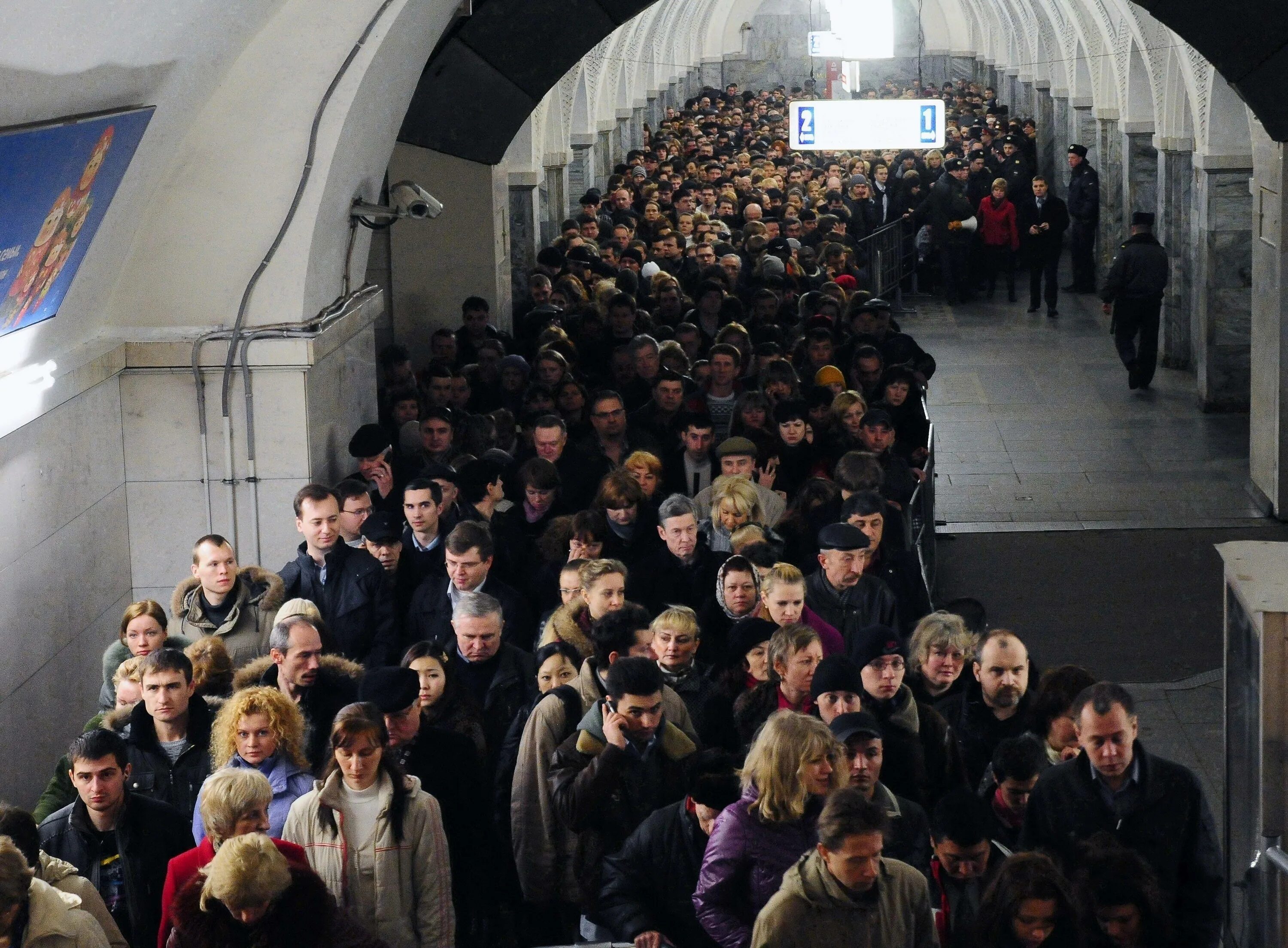 Катастрофа в Московском метрополитене 2019. Час пик метро парк культуры. Парк культуры авария метро. Катастрофа в Московском метрополитене на станции Авиамоторная.