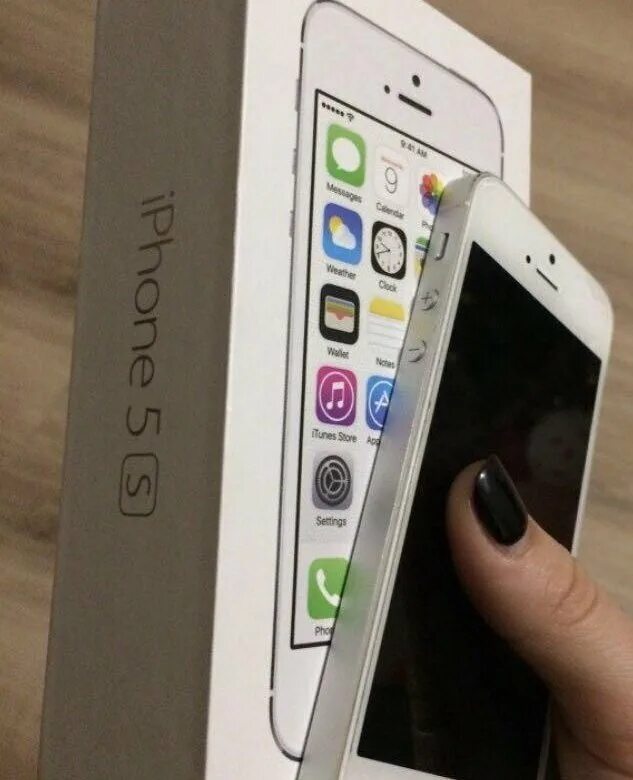 Купить айфон про в пензе. Iphone 5s 16gb. Iphone 5s белый. Айфон 5s белый. Айфон 5.