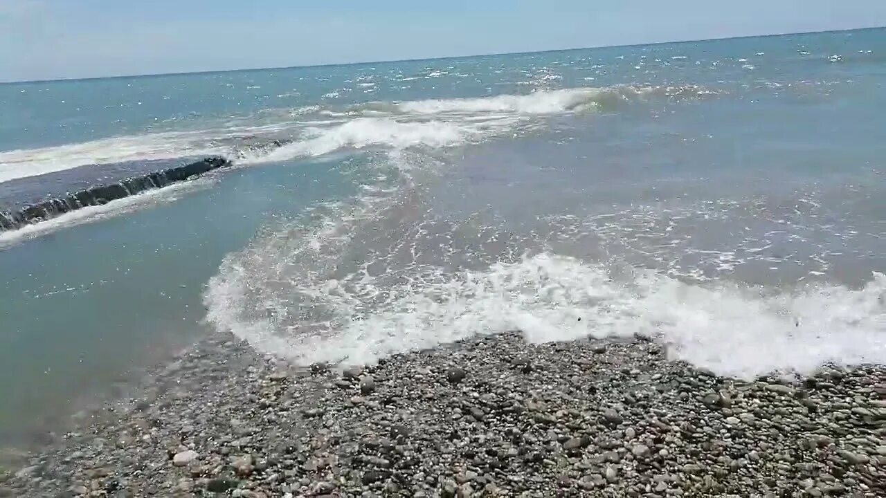 Максимальная глубина черного моря. Днепр и днестр на карте. Впадает в черное море 6. Впадает в черное море 6. Реки впадающие в черное море на карте.