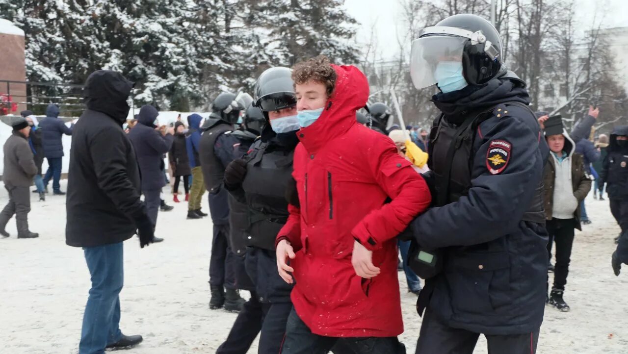 23 января 2019. Митинг Чебоксары. Митинг за Навального Чебоксары. Митинг 23 января. Митинг Омск 23 января 2020.