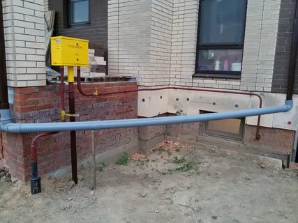 Газовая труба на участке соседа