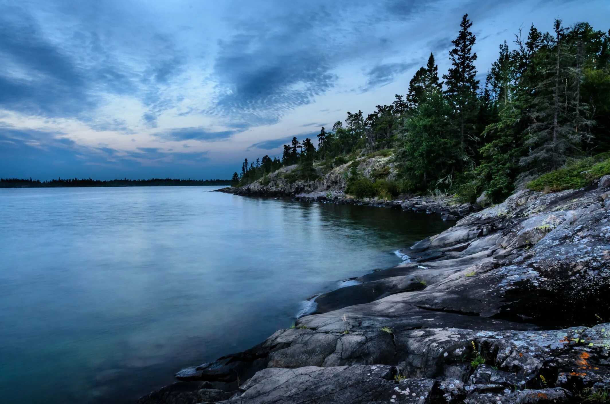 Верхнее озеро (Lake Superior). Канада. Озеро сьюпериор Канада. Великие американские озёра верхнее Гурон Мичиган Эри Онтарио. Озеро Онтарио Северная Америка.