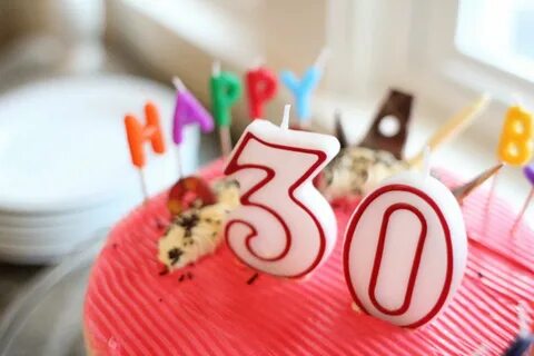 Составляет около 30 лет