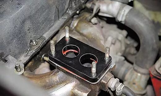 прокладка под карбюратор ваз 2109. прокладка карбюратора солекс 21083. прокладка под карбюратор солекс 2105. прокладка выпускного коллектора 402 двигатель карбюратор. какие прокладки между коллектором и карбюратором.