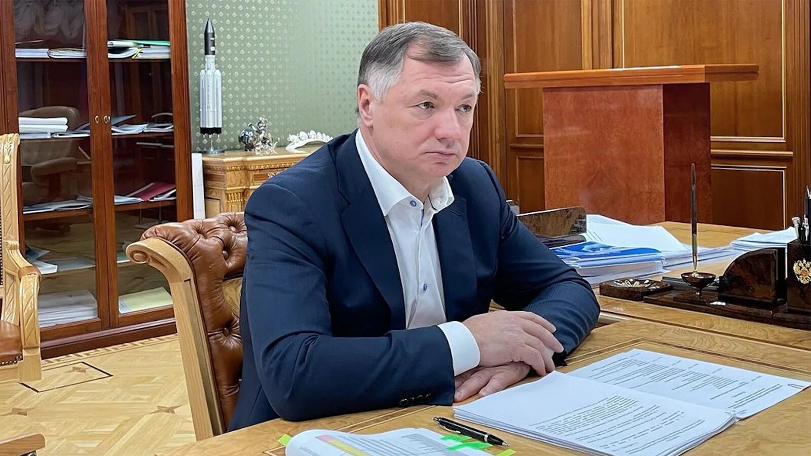 Семья марата хуснуллина. Семья марата хуснуллина. Семья марата хуснуллина. Хуснуллин в молодости. Семья марата хуснуллина.