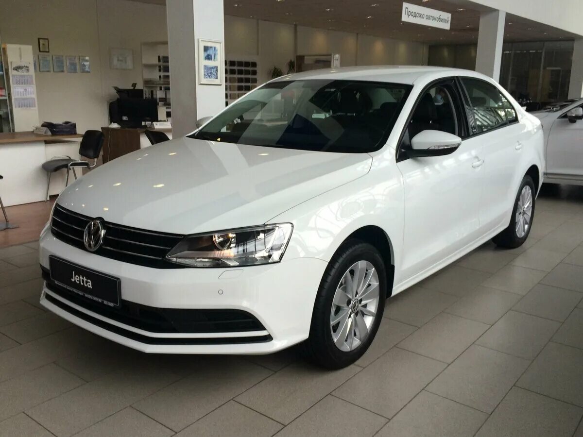 Volkswagen jetta 2016. Фольксваген Джетта 2016г. Фольксваген Джетта 2016. VW Jetta 2016 белая. Фольксваген Джетта 2016 белый.