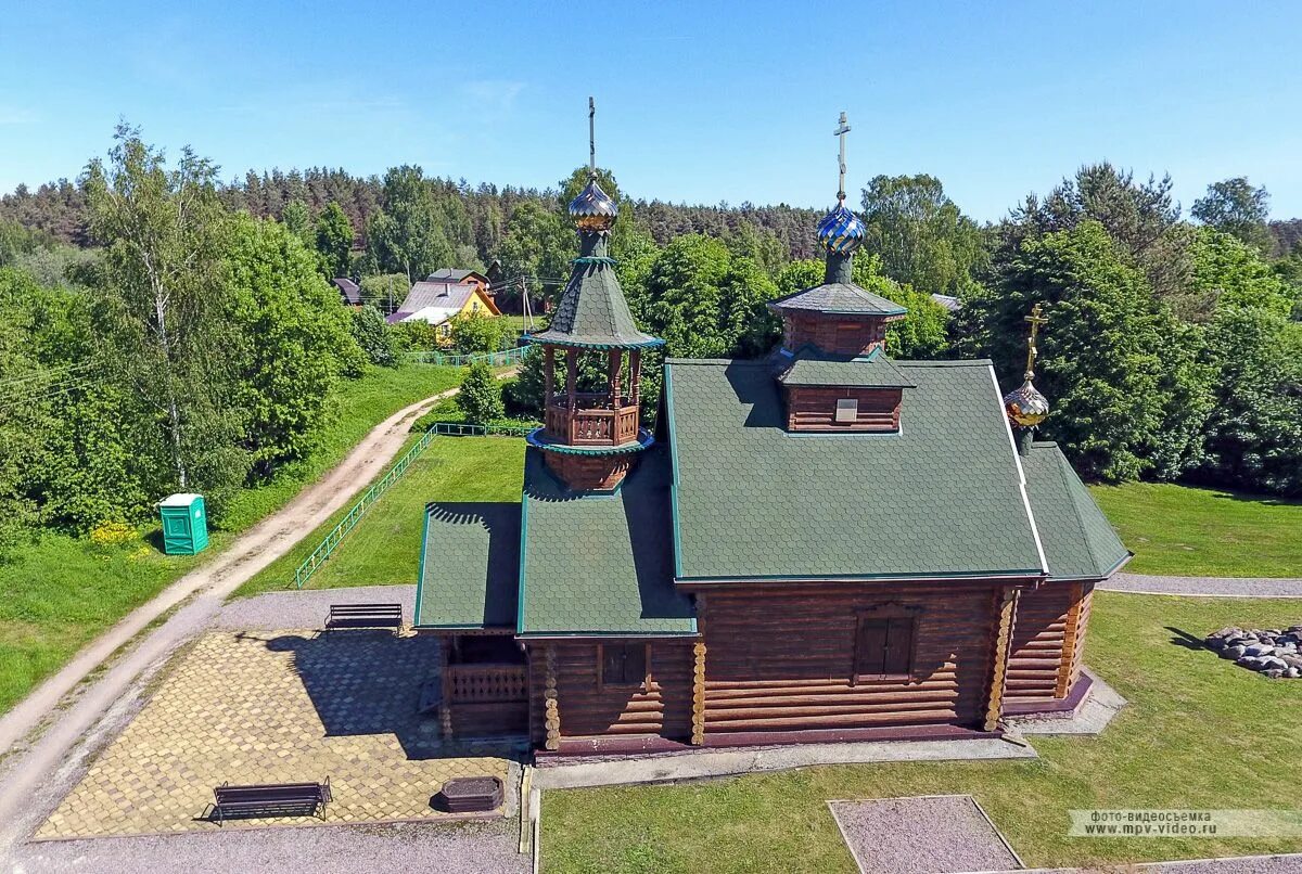 Савино новгородская область. Новгородская область деревня Холова. Деревня Тулебля Церковь. Церковь Николая Морозовичи. Храм старые Морозовичи.