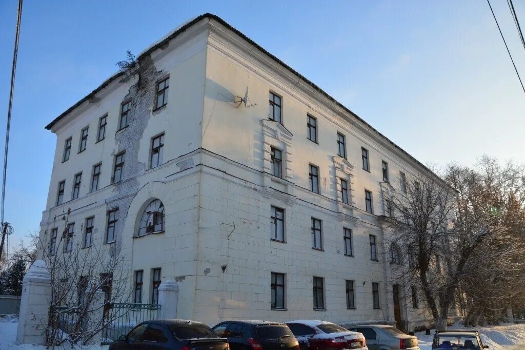 Степана разина, 22. Кгу им циолковского общежитие. Общежитие кгу калуга. Общежитие кгу им циолковского. Курганский государственный университет общежитие.